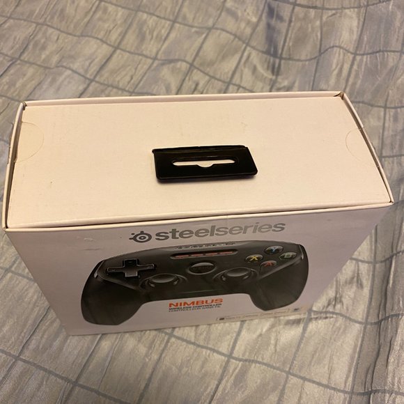 SteelSeries Nimbus wireless iphone ipad controller - Picture 6 of 10